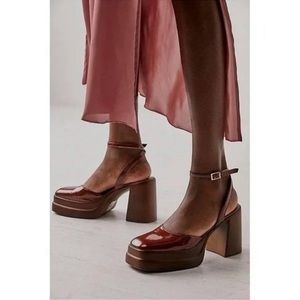 FREE PEOPLE Double Stack Platform Leather
Mary Janes Heels Pecan size 40